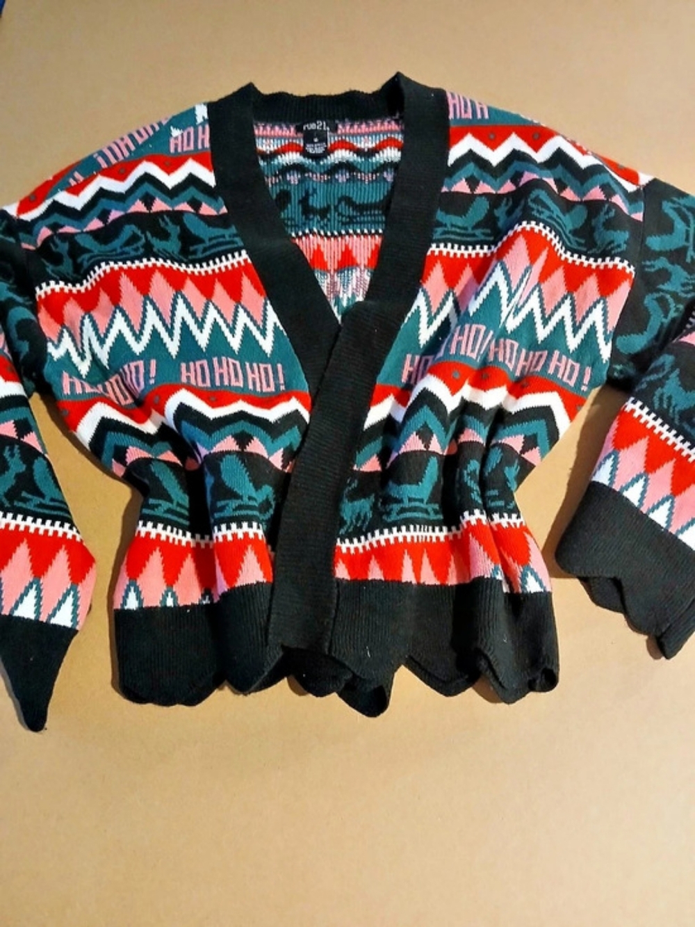 rue21 Holiday Geometric Cardigan in Black & Red Size Medium